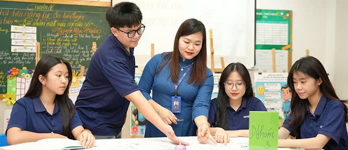 Chương trình chính khóa