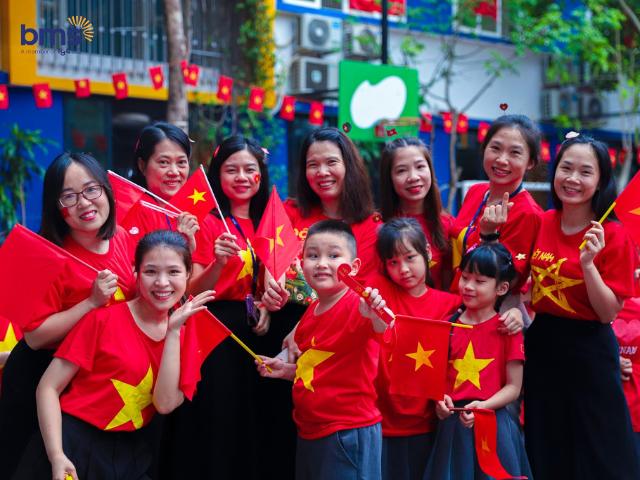 BMSERS tự hào khoác lên mình sắc cờ đỏ - Kỷ niệm 50 năm Thống nhất Đất nước (30/4/1975 – 30/4/2025)