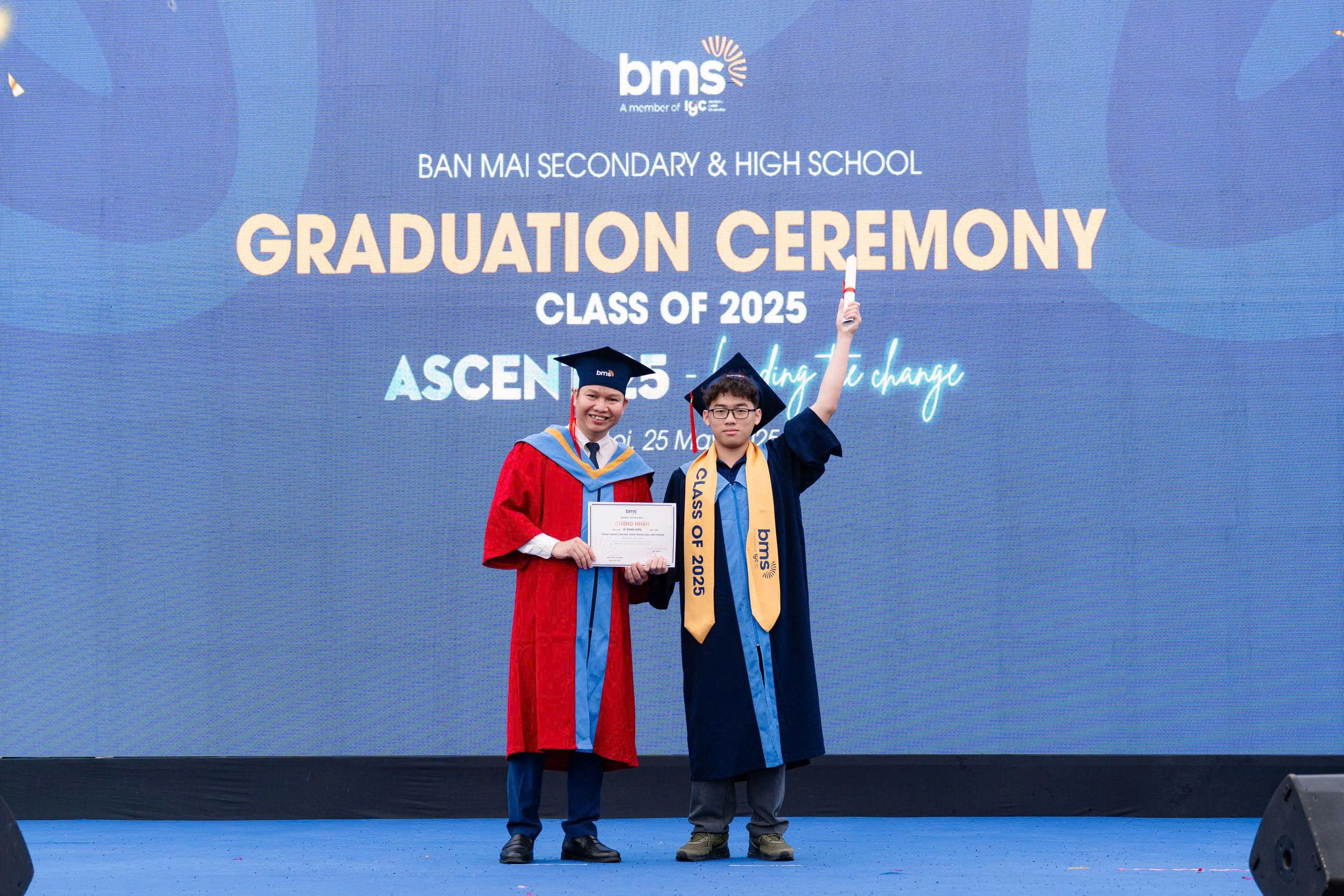 Chọn ngành hơn chọn trường: Con vẫn tỏa sáng dù không đậu trường top