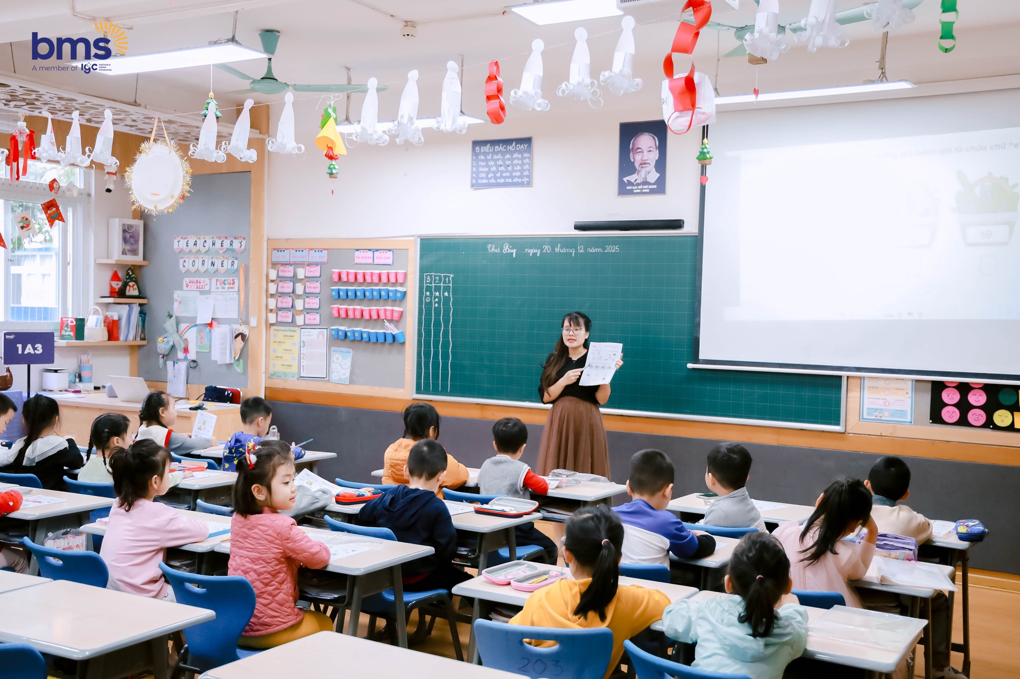 Khai giảng lớp ôn luyện học bổng tài năng BMS & lớp 1 song ngữ tài năng tại Trường Tiểu học Ban Mai